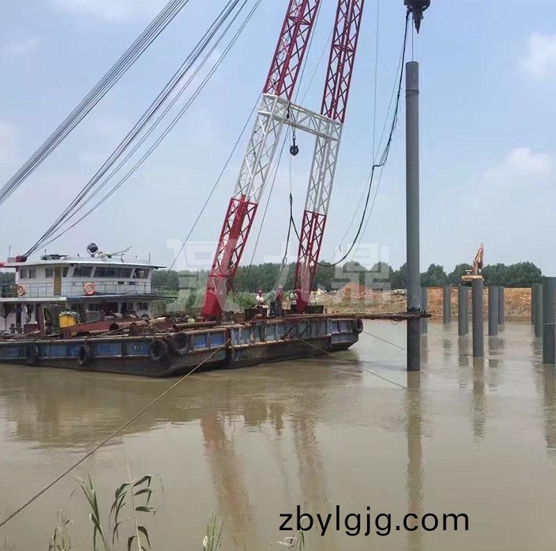 浮(fu)弔(diao)打樁舩